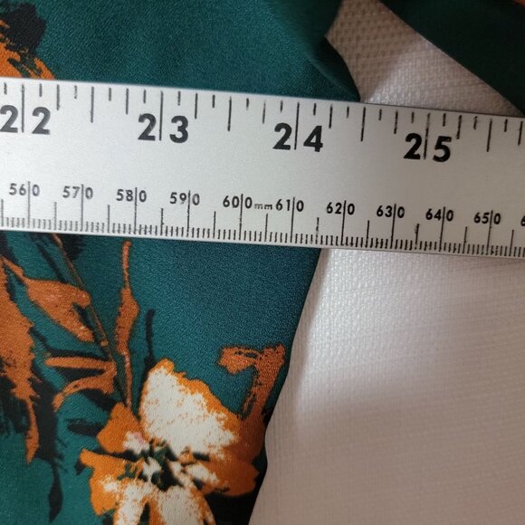 Maurices Womens Tunic 1X Pull Over Long Sleeve V neck Green & Orange Floral - Picture 6 of 11